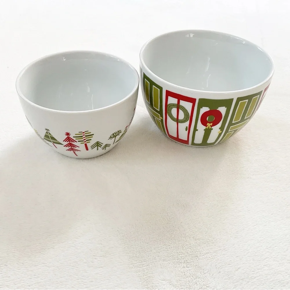 Crate & Barrel Julia Rothman Yule Town Nesting Bowls Set of 2 Christmas Holiday